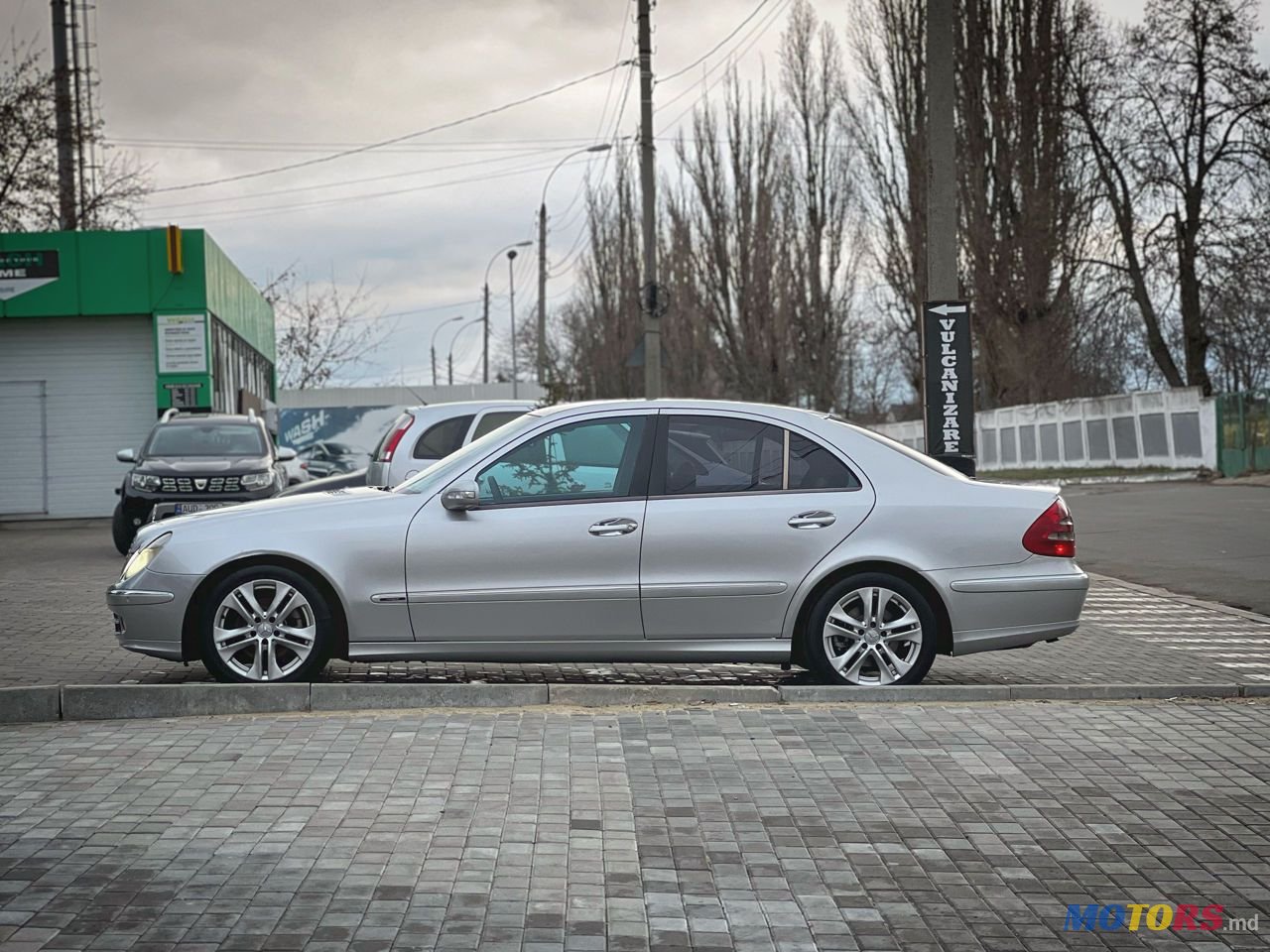 2004' Mercedes-Benz E Класс photo #6