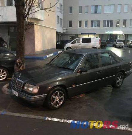 1995' Mercedes-Benz E photo #2