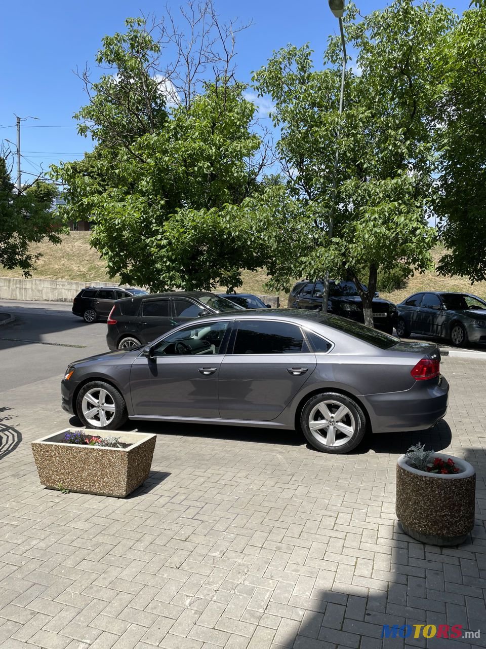 2015' Volkswagen Passat photo #1