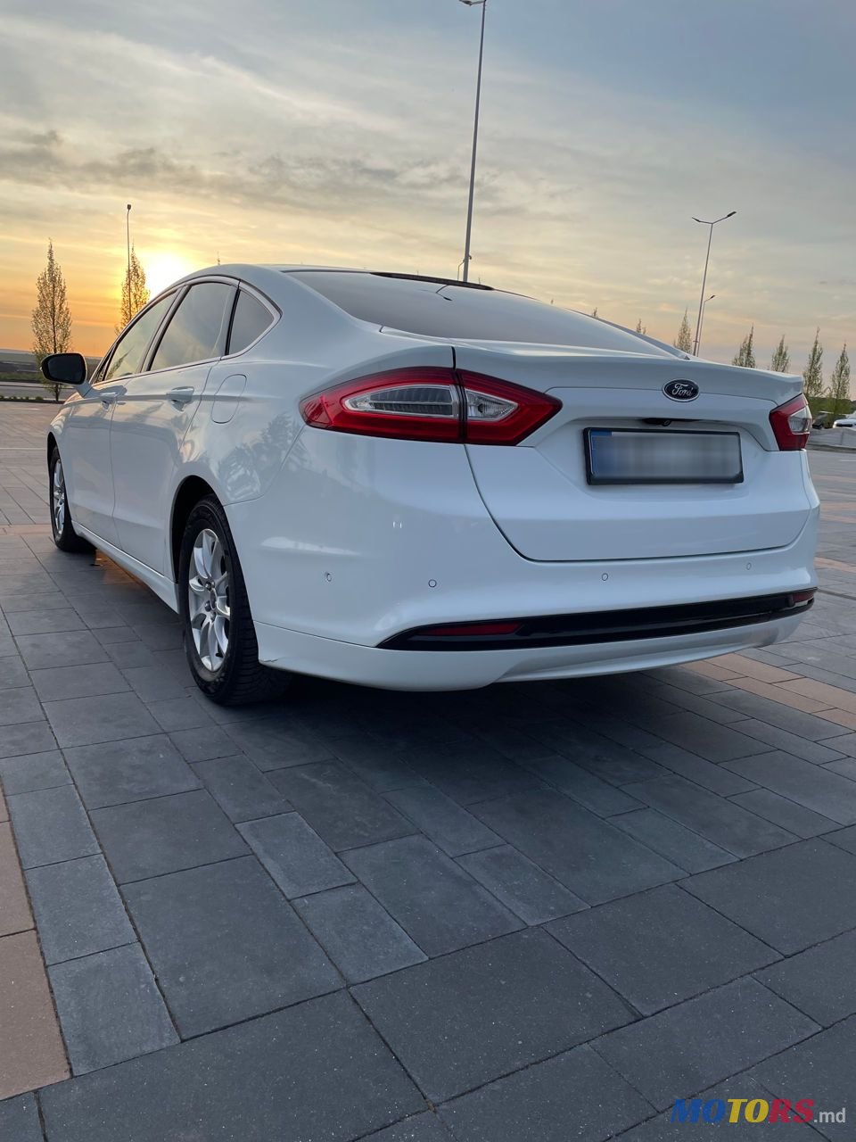 2014' Ford Mondeo photo #3