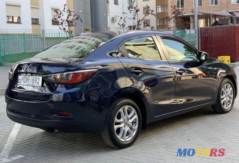 2015' Toyota Yaris photo #1