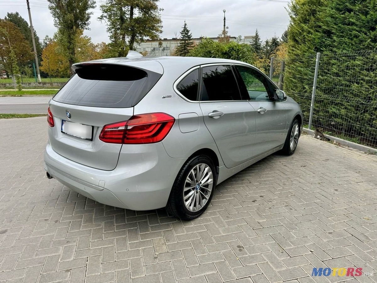 2019' BMW 2 Series photo #5