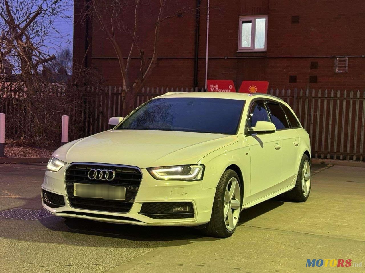 2013' Audi A4 photo #1