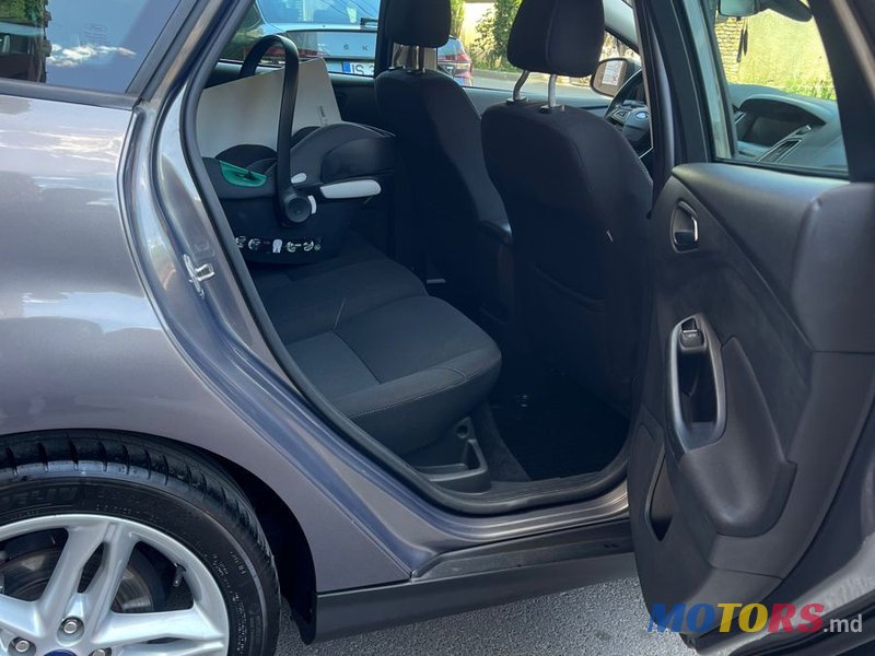 2015' Ford Focus photo #6