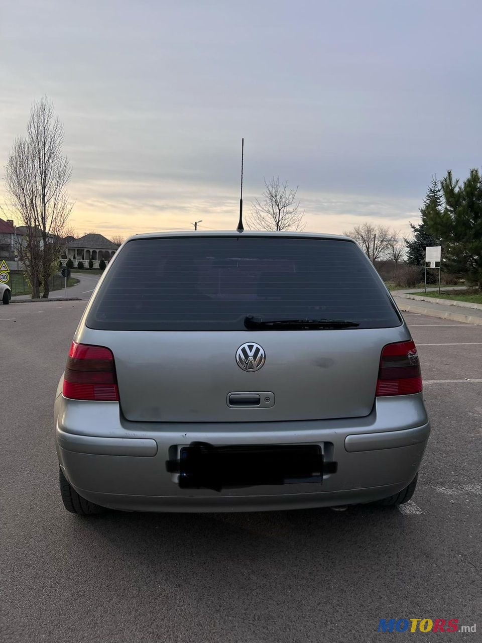 2003' Volkswagen Golf photo #4