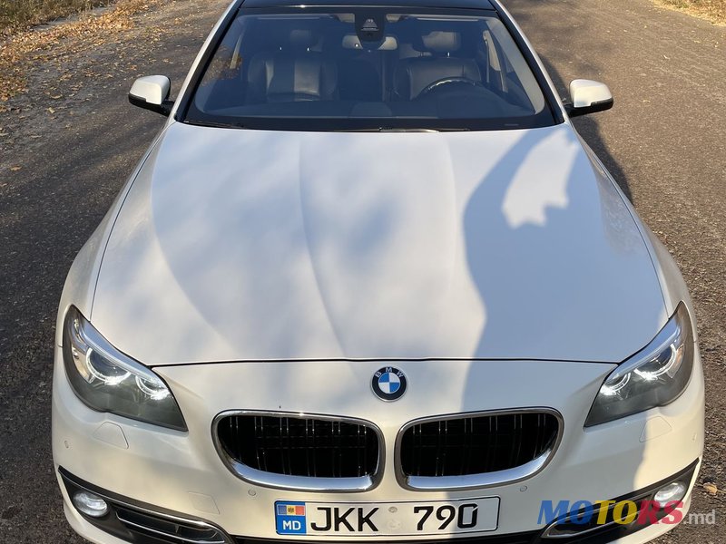 2013' BMW 5 Series photo #4