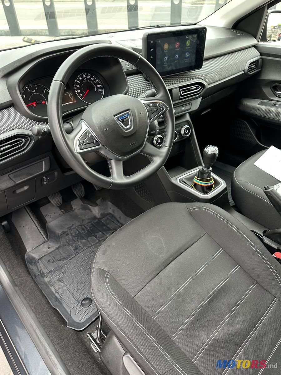 2022' Dacia Logan photo #6