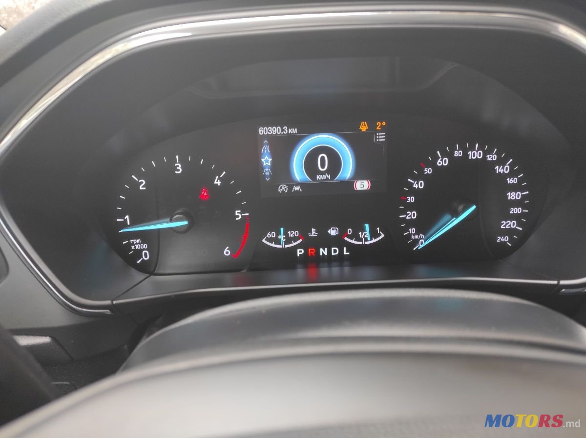 2020' Ford Focus photo #4