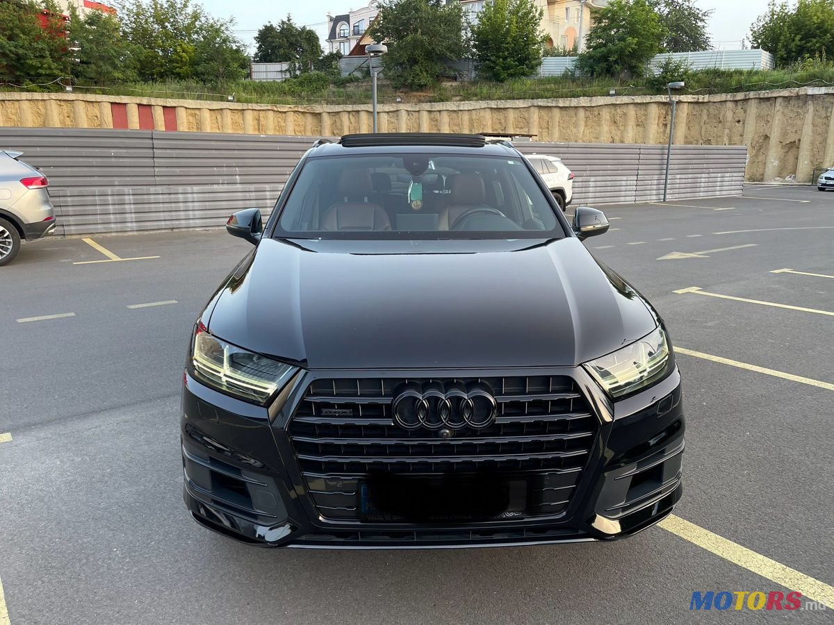 2019' Audi Q7 photo #1