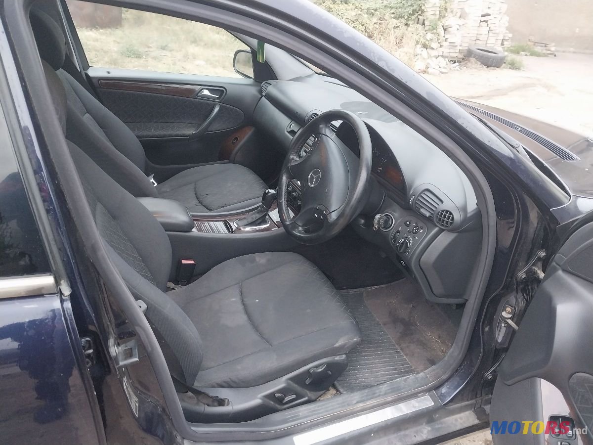 2002' Mercedes-Benz C Класс photo #4