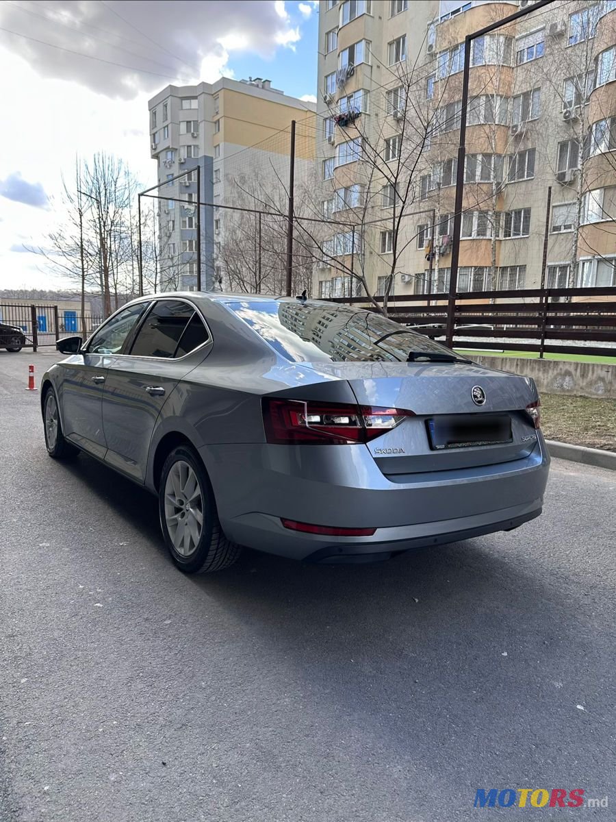 2017' Skoda Superb photo #4
