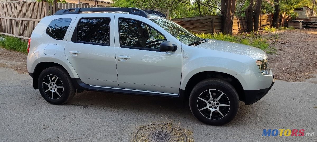 2015' Dacia Duster photo #4