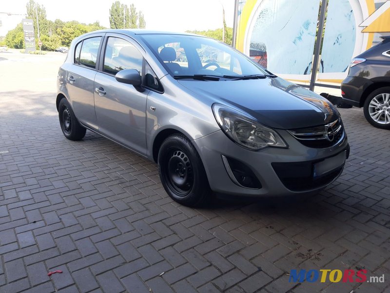 2011' Opel Corsa photo #2