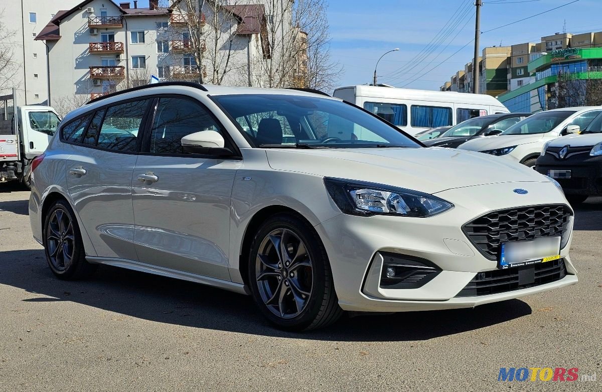 2021' Ford Focus photo #3