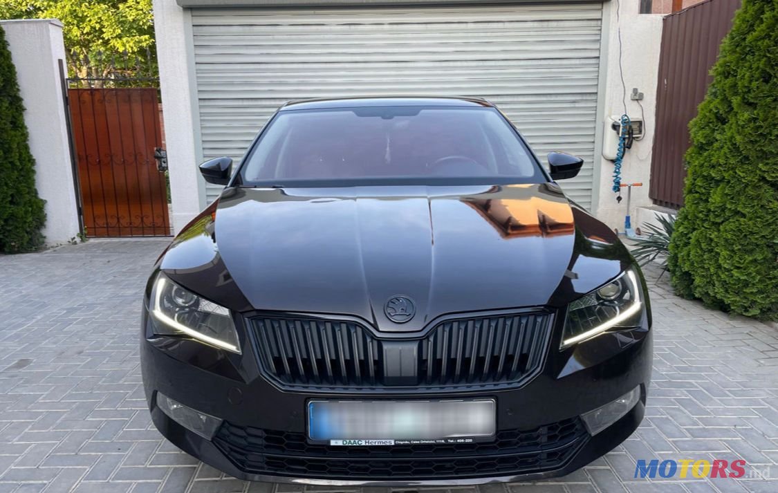 2017' Skoda Superb photo #3