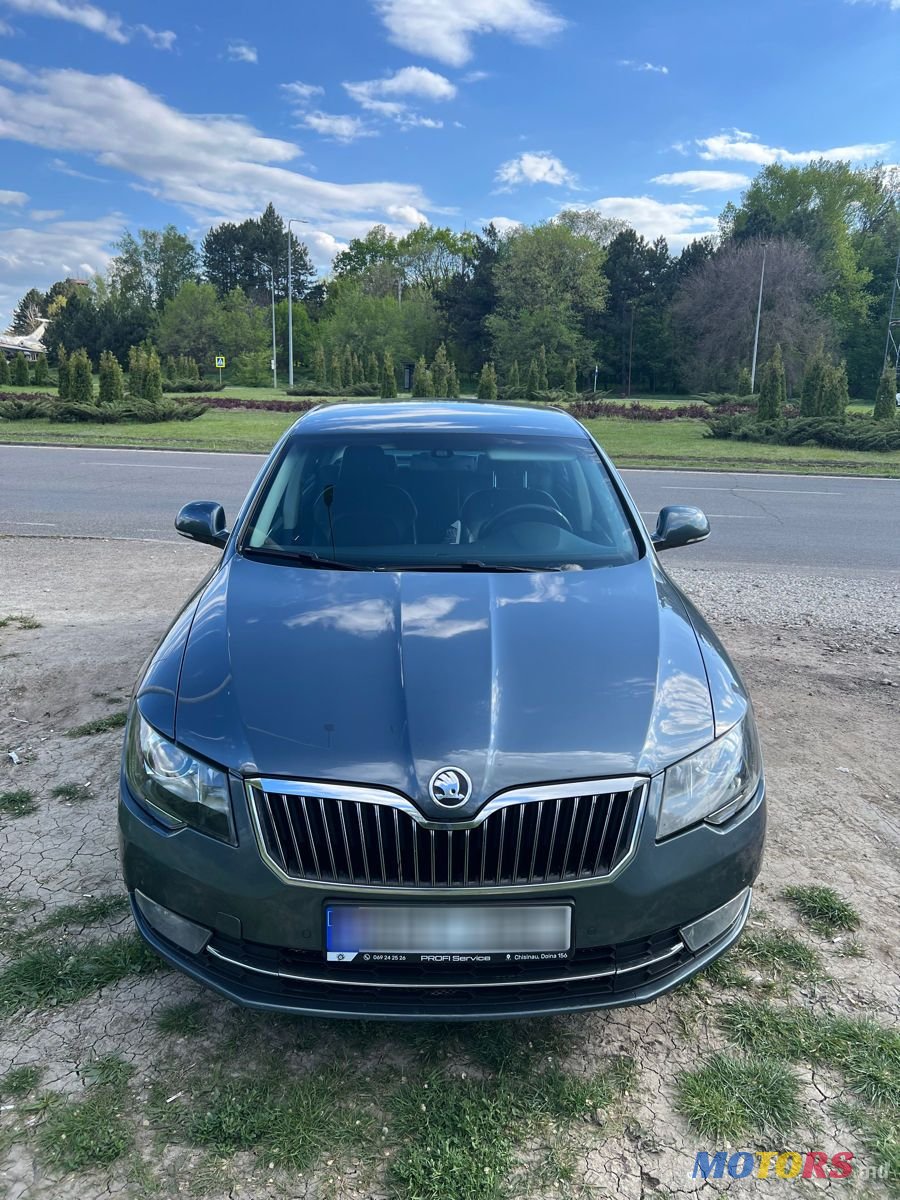 2014' Skoda Superb photo #4