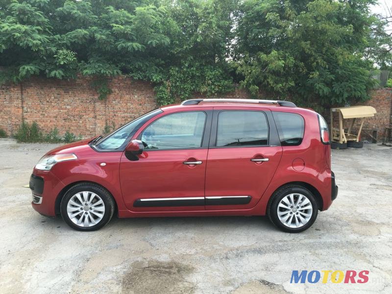 2010' Citroen C3 Picasso photo #2