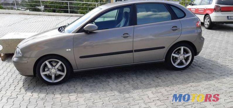 2005' SEAT Ibiza photo #1