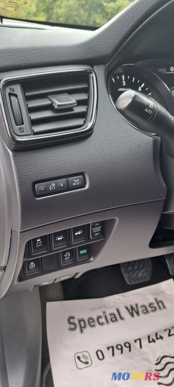 2017' Nissan X-Trail photo #6