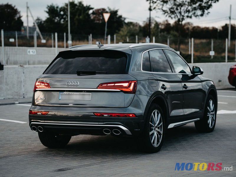 2022' Audi Q5 photo #2