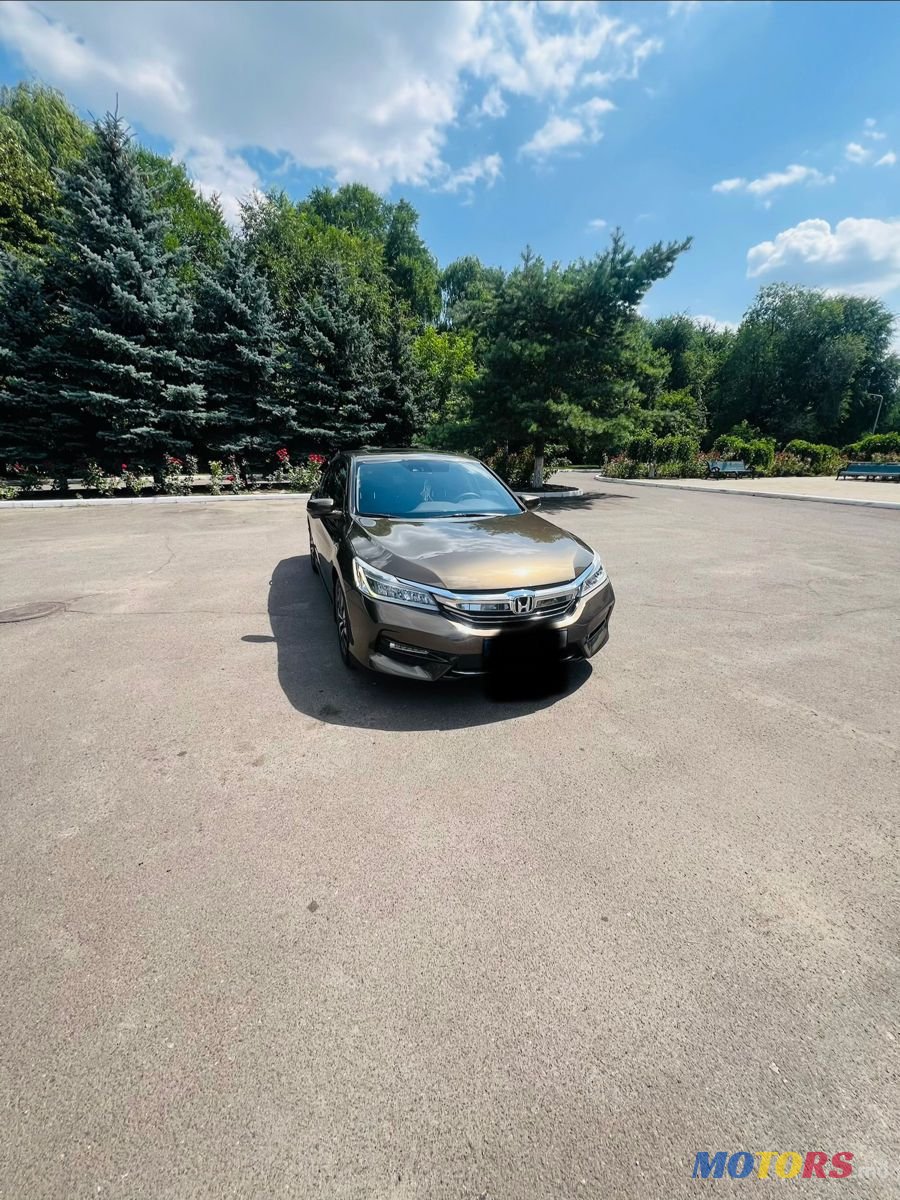 2017' Honda Accord photo #2