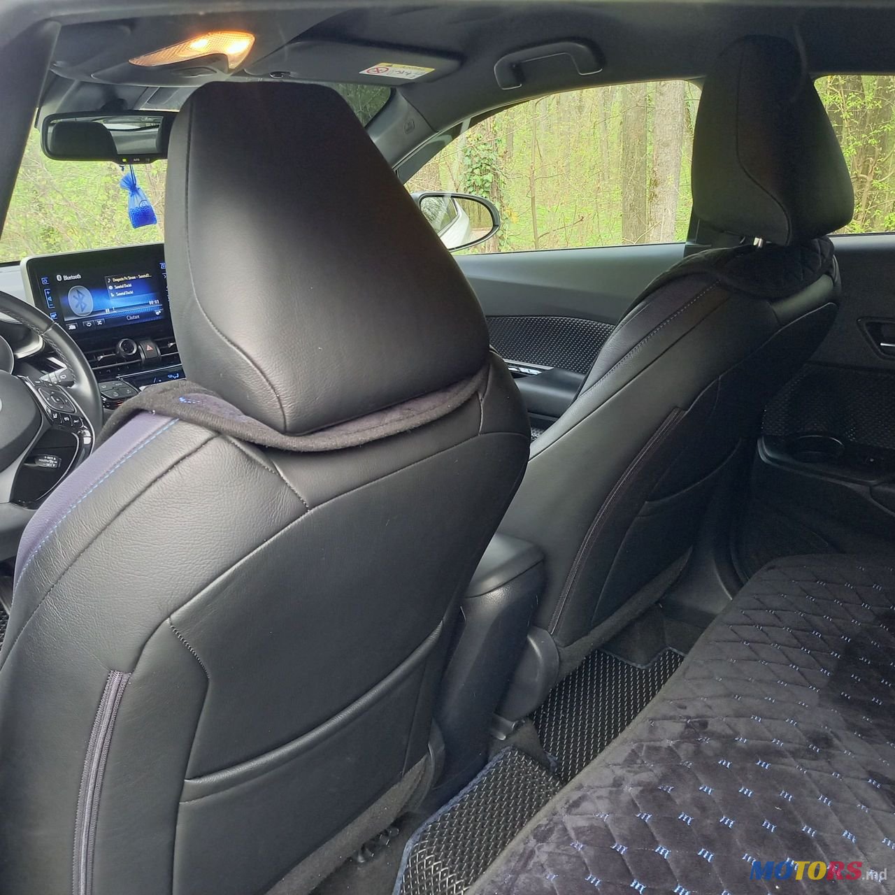 2019' Toyota C-HR photo #6