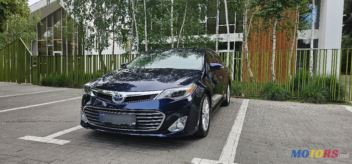 2013' Toyota Avalon photo #3