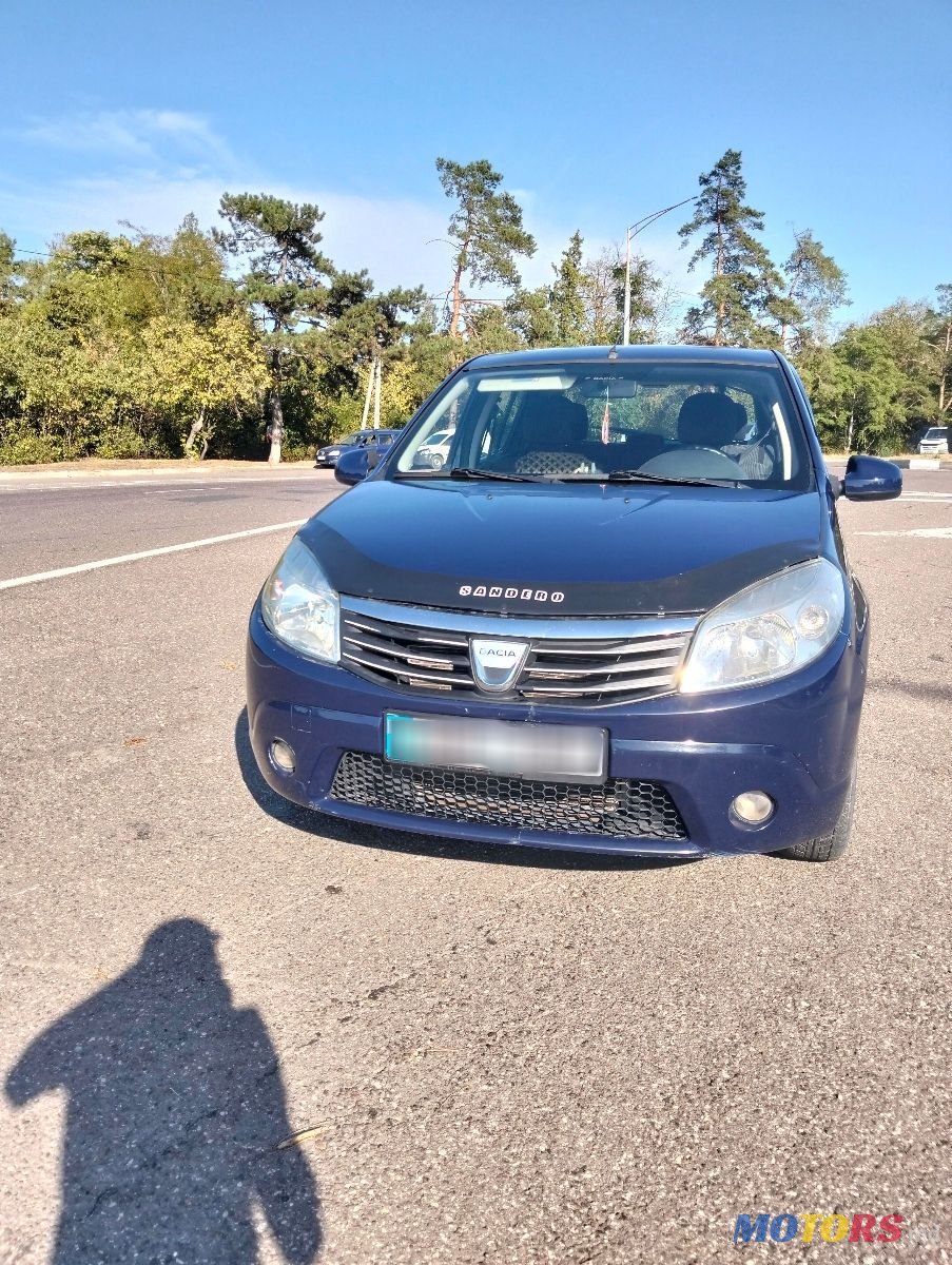 2010' Dacia Sandero photo #5