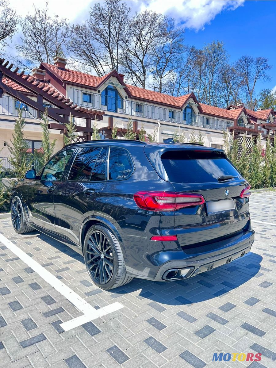 2020' BMW X5 photo #5