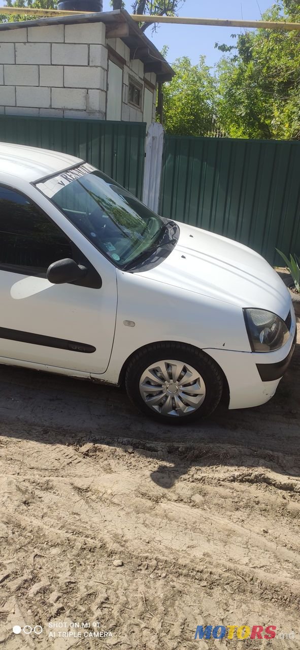 2003' Renault Clio photo #6