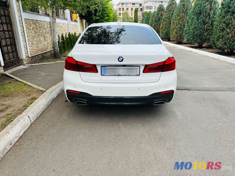 2018' BMW 5 Series photo #5