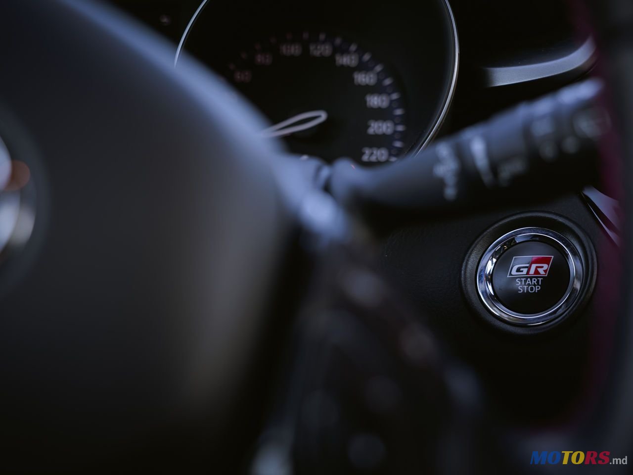 2023' Toyota C-HR photo #4