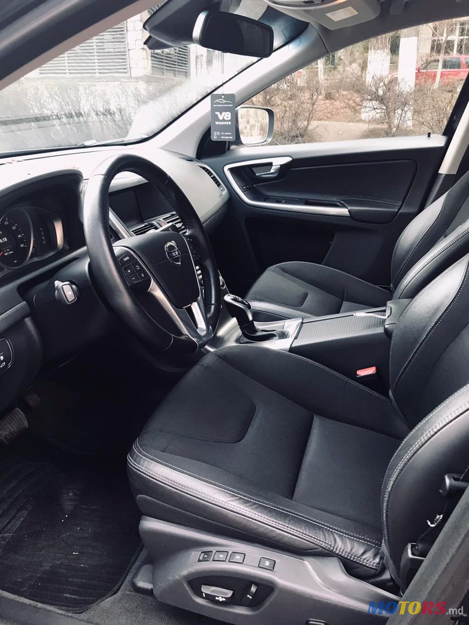 2015' Volvo XC60 photo #4