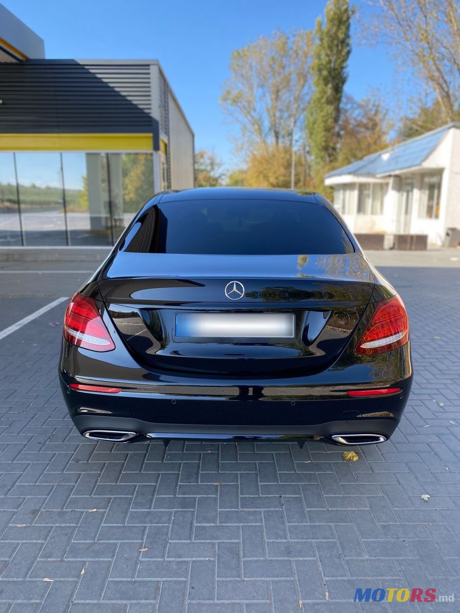 2017' Mercedes-Benz E Класс photo #4