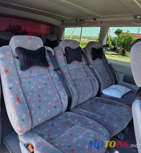 2000' Mercedes-Benz V-Class photo #2