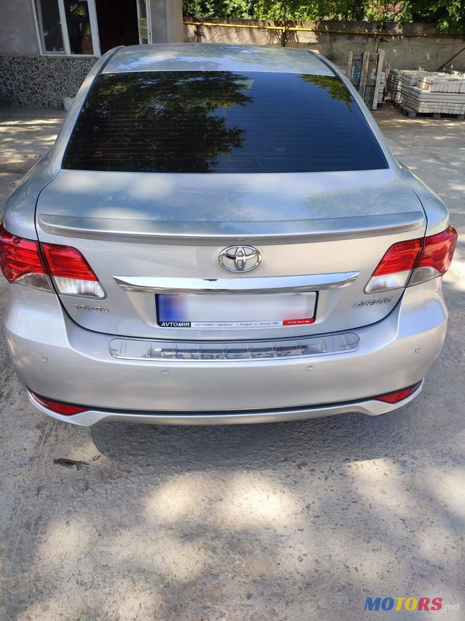 2012' Toyota Avensis photo #4