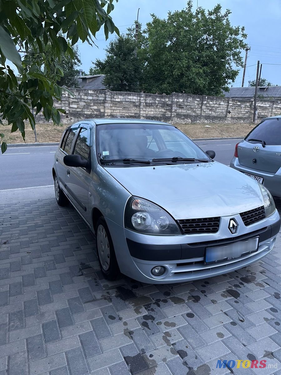 2002' Renault Clio photo #3