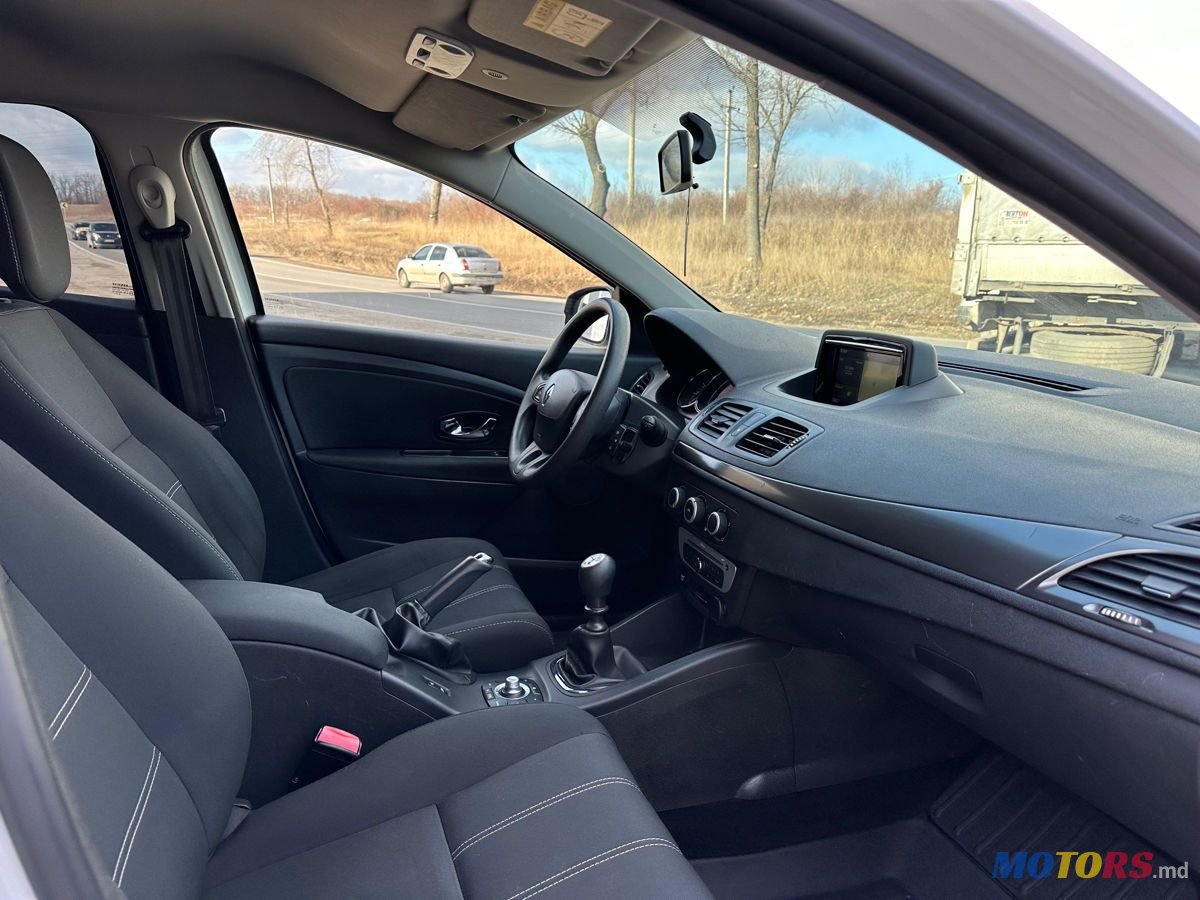 2015' Renault Megane photo #5