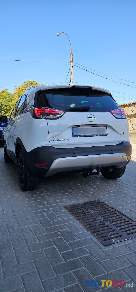 2020' Opel Crossland X photo #4