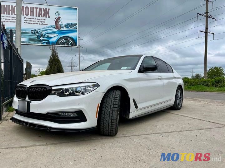 2017' BMW 5 Series photo #4