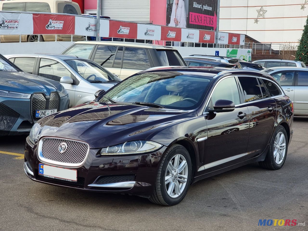 2013' Jaguar XF photo #2