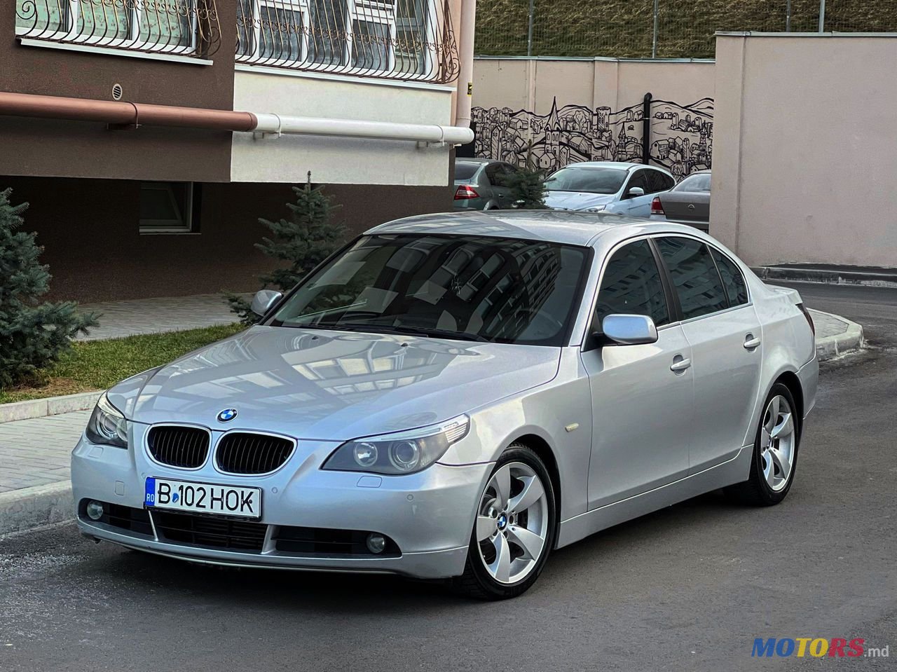 2005' BMW 5 Series photo #2