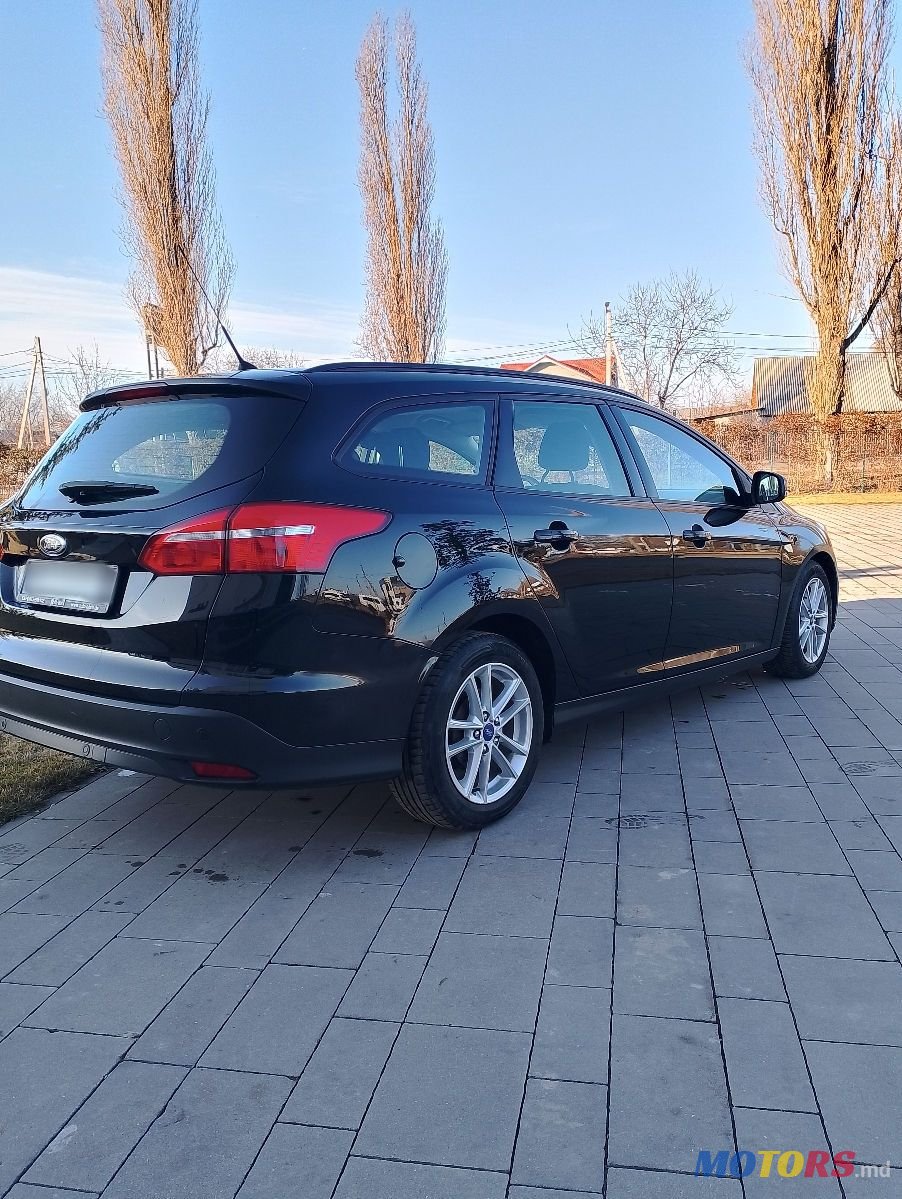 2016' Ford Focus photo #2