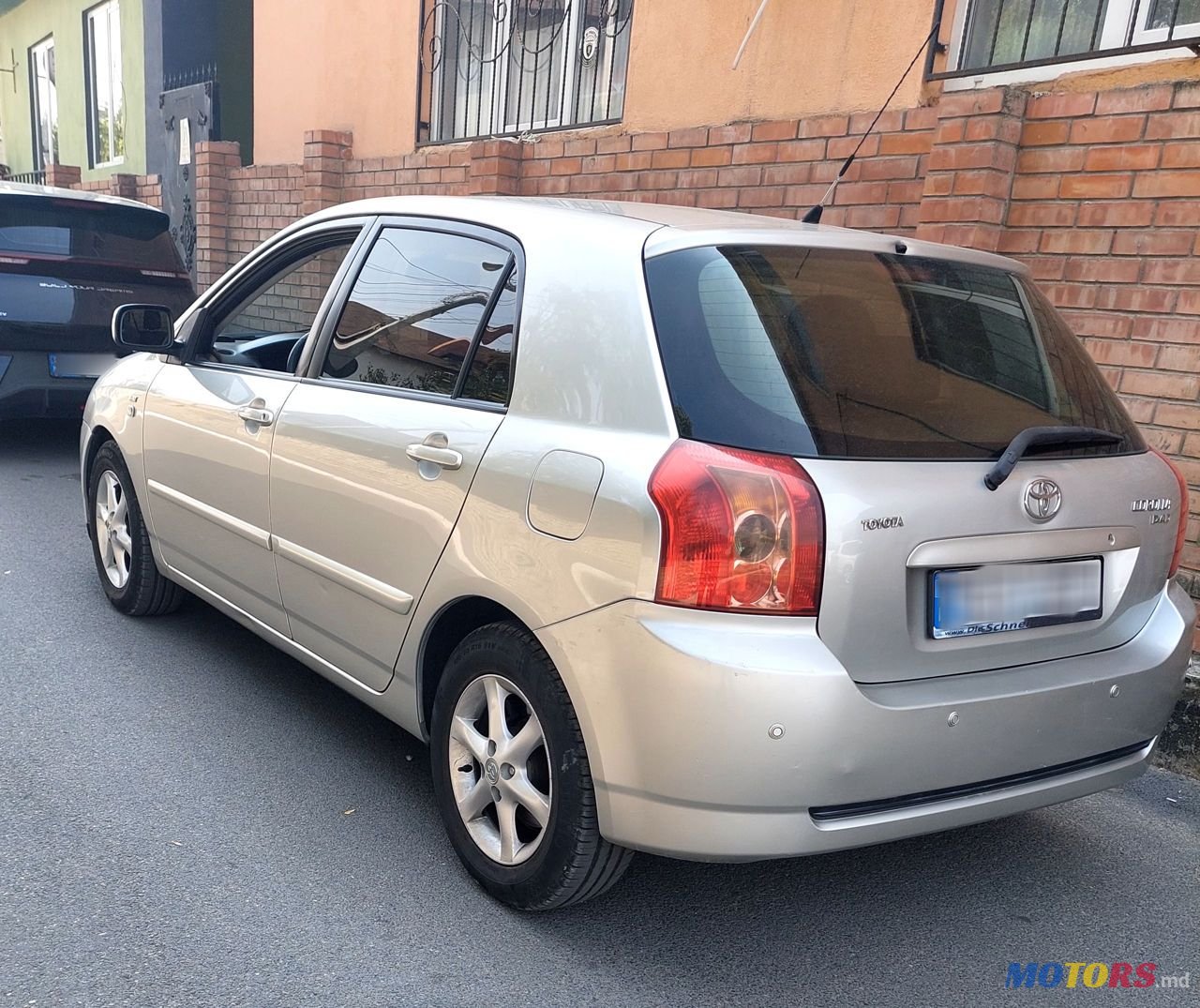 2005' Toyota Corolla photo #2