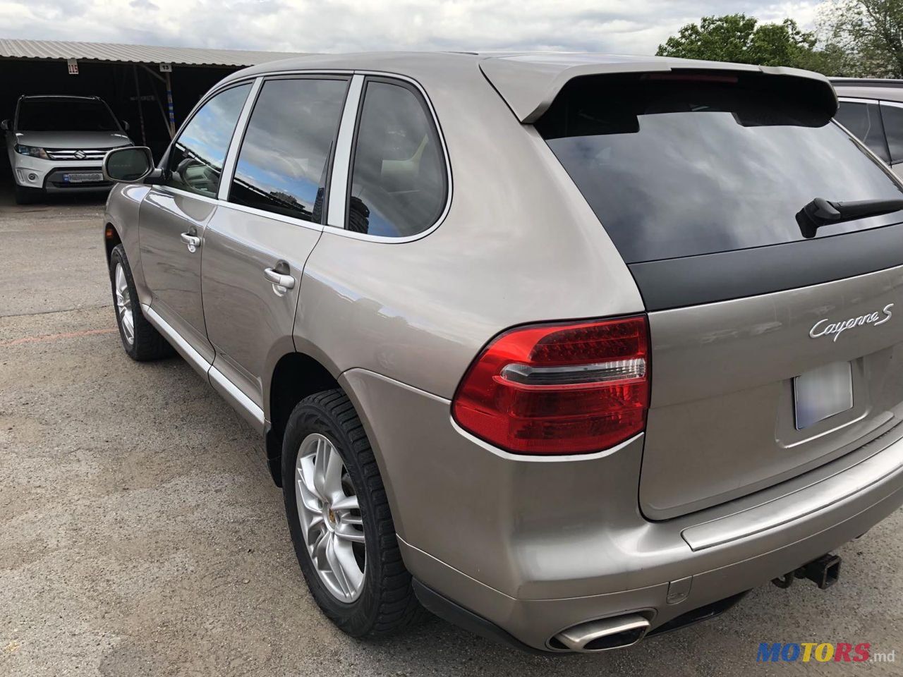 2008' Porsche Cayenne photo #3