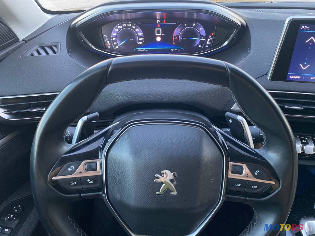 2019' Peugeot 5008 photo #5