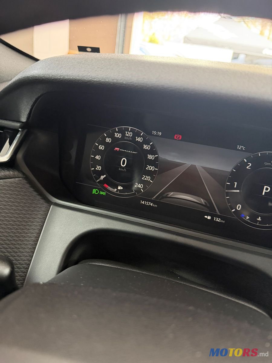 2018' Land Rover Range Rover Velar photo #4