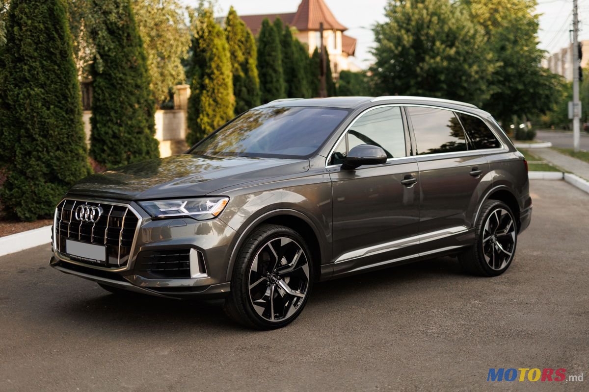 2020' Audi Q7 photo #1