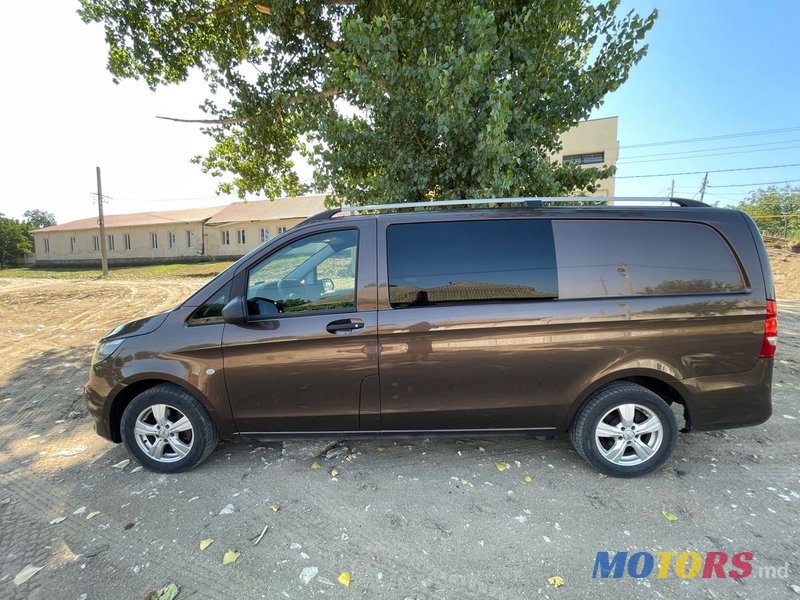 2015' Mercedes-Benz Vito photo #6