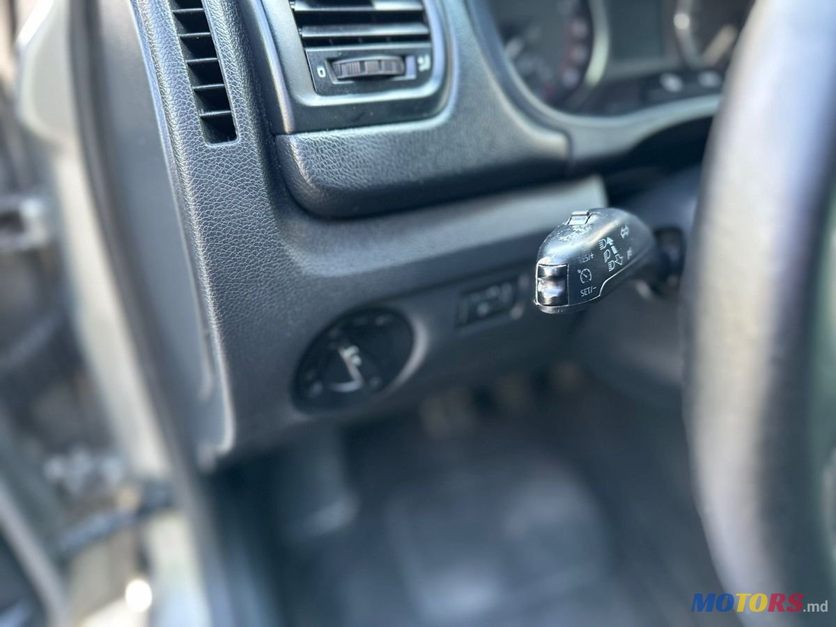 2011' Skoda Fabia photo #6